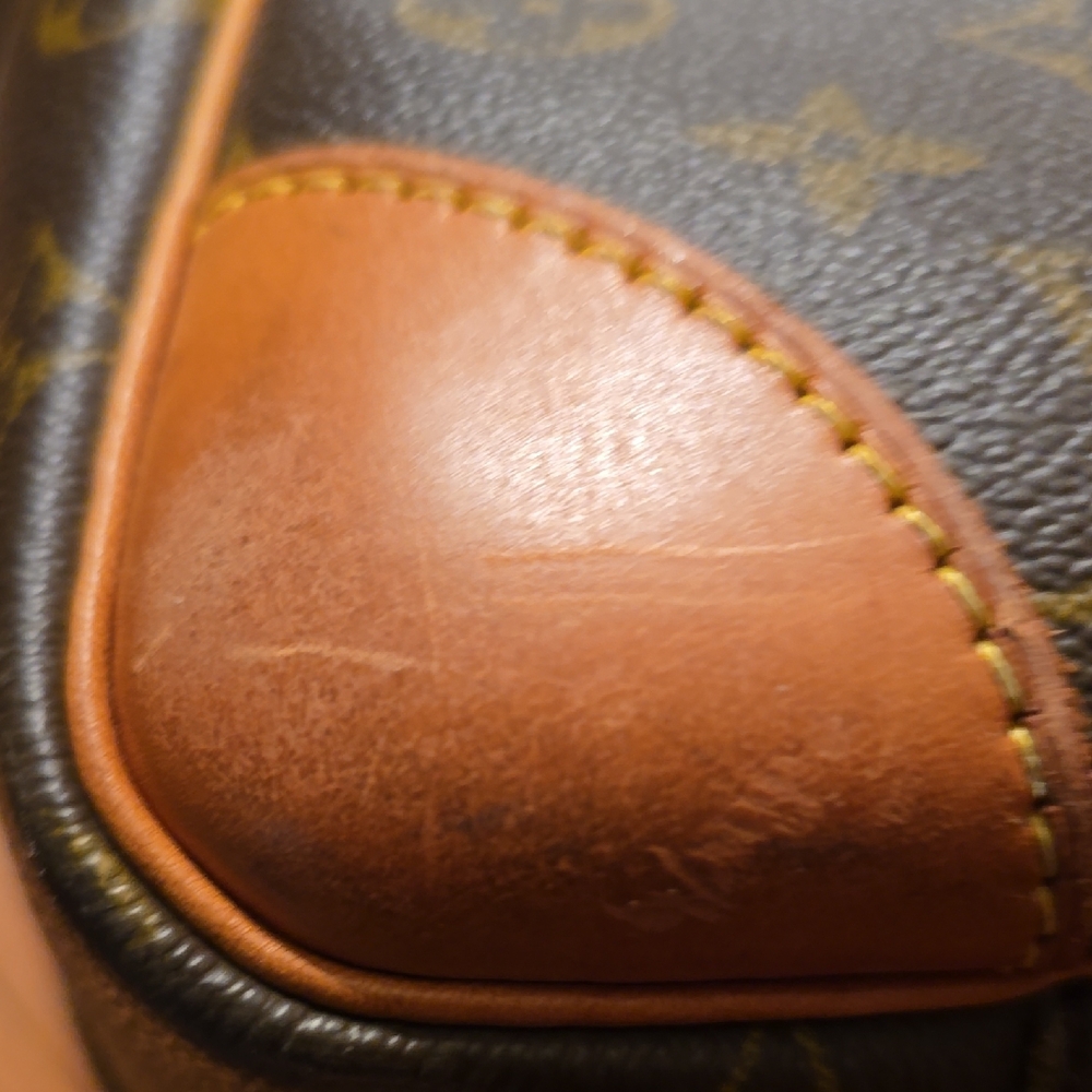 Louis Vuitton Classic Monogram Travel Bag EUC CLEAN IN SIDE Resonable Offers !!! - Picture 8 of 14